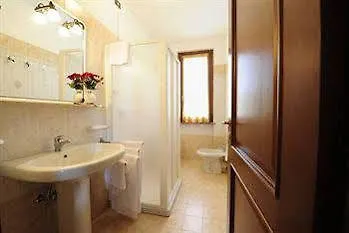 *** Apartmanhotel Residence Nuove Terme Sirmione Olaszország